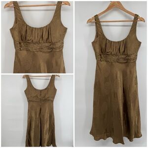 Evan Picone Elegant Vintage inspired Dark gold w/ shimmer floral design dress 8